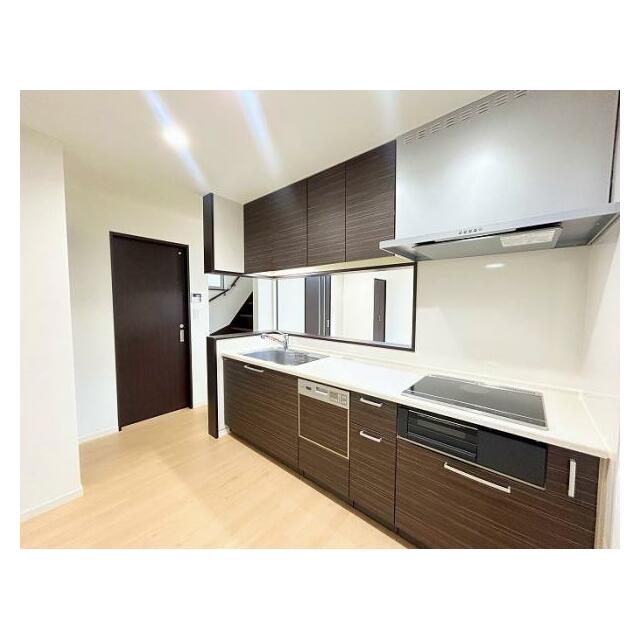 キッチン(カウンターキッチンはクリーニング済みです)