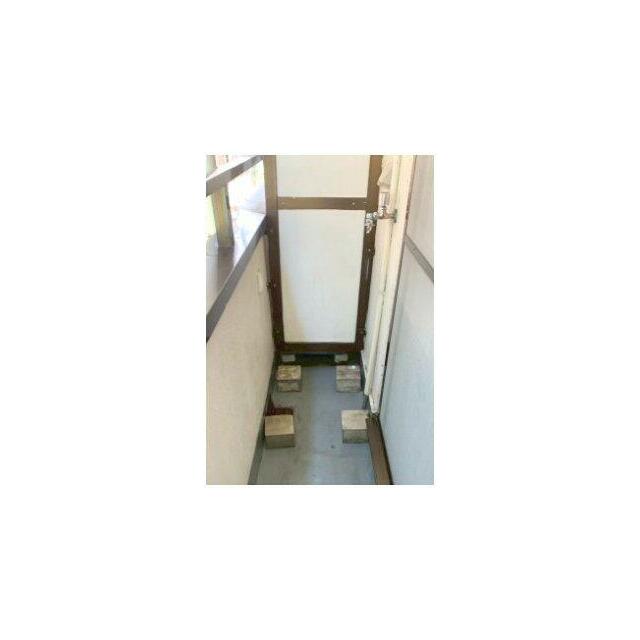 室外洗濯機置場