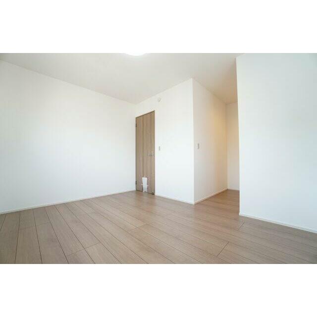 2階6帖洋室。WICがあり、主寝室として使われることが多いお部屋です。