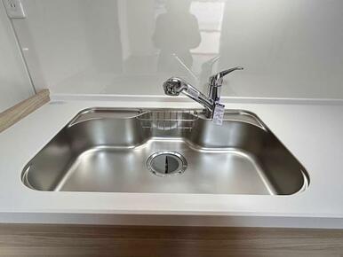 「シンク」新品に取り替えております。