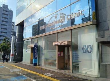 店舗入り口　２か所有り