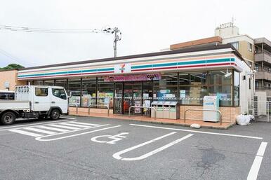 セブンイレブン 八幡割子川2丁目店