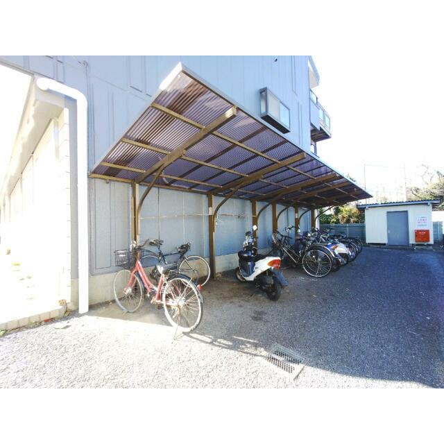 屋根付き駐輪場