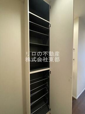 自慢のシューズを大切に、たくさん収納できますね♪