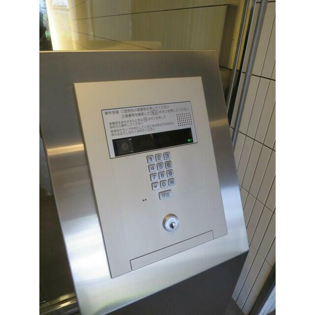 ★エントランスはオートロックあります★