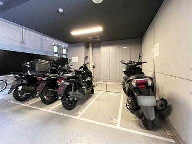 バイク置場
