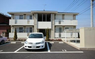 全室東南向きの角部屋２ＬＤＫ♪敷地内駐車場世帯数分あります♪