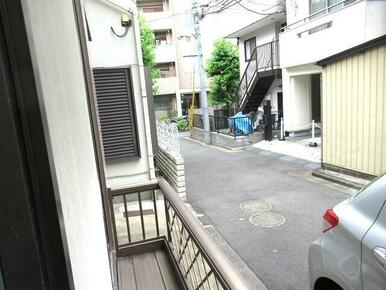 他の部屋の写真を使用しています。