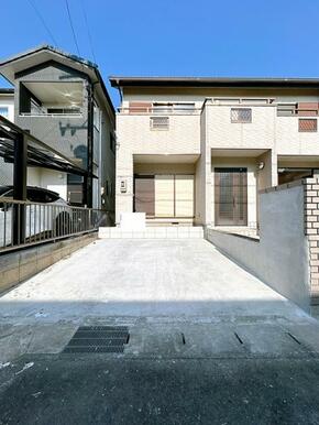 駐車場を1台分造成いたしました。