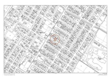 「近所にどんなお店が？」「学校や職場へのアクセスは？」など事前に確認しておきたい（1号棟）