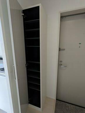 シューズボックス