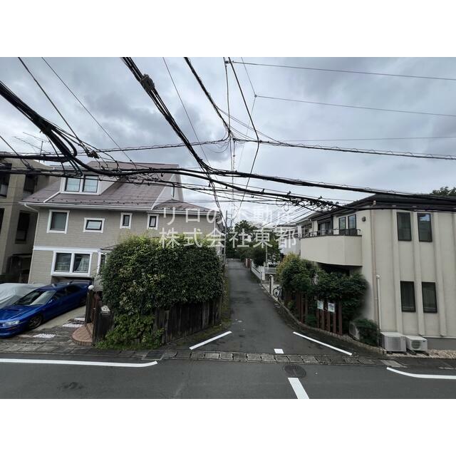 バルコニーからの景色です！圧迫感がないので暮らしやすい♪
