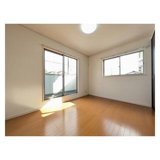 detached 松里園３丁目