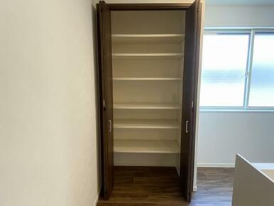 リビング収納（２）