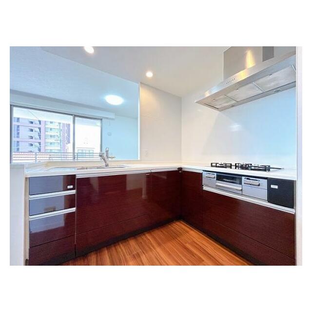 「キッチン」コンロ交換を行いました。L型の対面キッチンです。