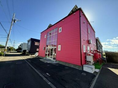 隣地との境界もはっきりしております。