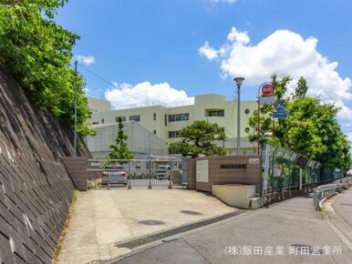 横浜市立小机小学校