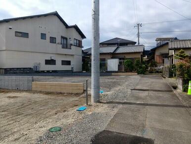 A号棟　前面道路