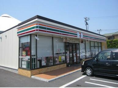 セブンイレブン倉敷上富井店