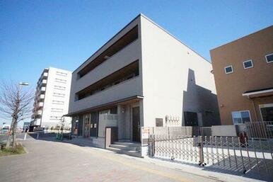 積水ハウス施工重量鉄骨造３階建てのマンション「シャーメゾン」です