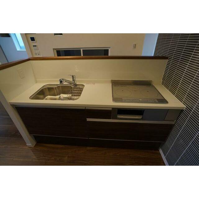 ＩＨコンロ付きシステムキッチンです。