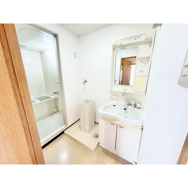 スペースが確保できる洗面所です