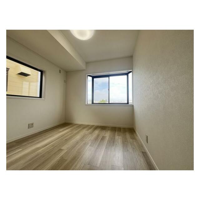 「2F洋室約5帖」
