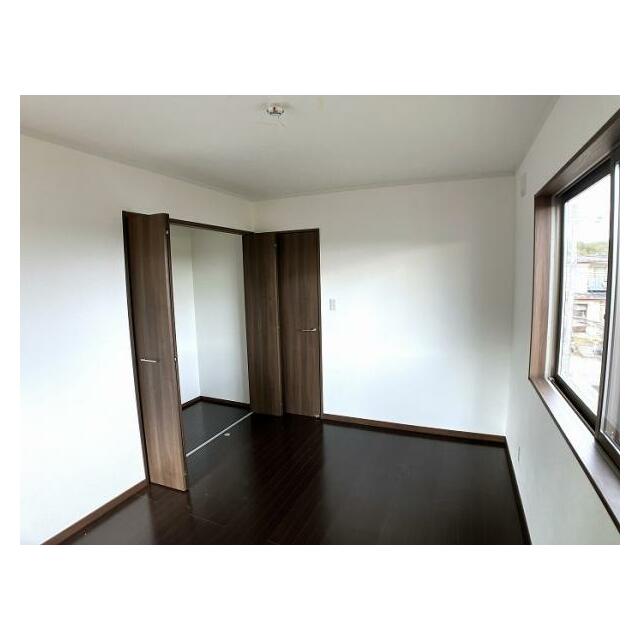 2階南東側洋室　収納