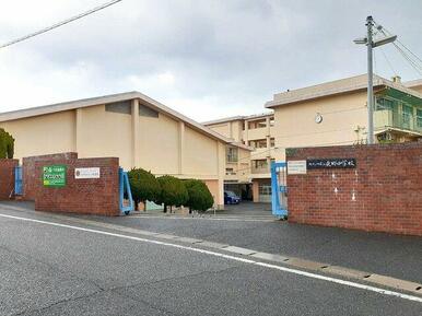 東郷中学校