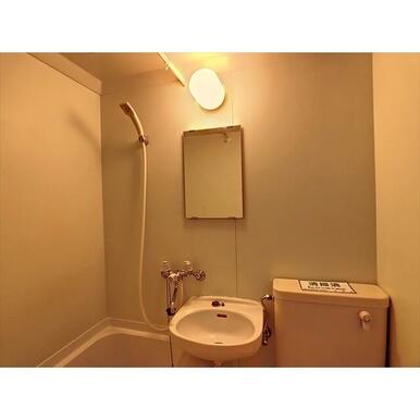 身支度は洗面台で