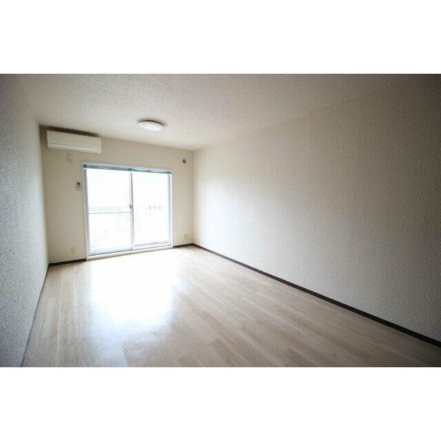 ※別部屋のお写真です