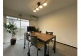 情報提供会社
