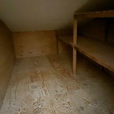 2階小屋裏収納