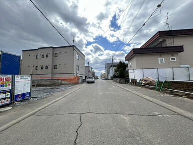 前面道路8.0m