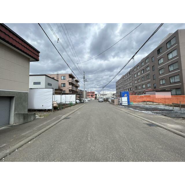 前面道路8.0m