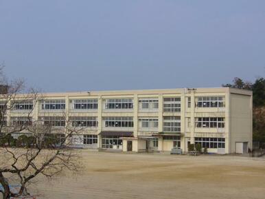 滝尾小学校