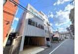 情報提供会社