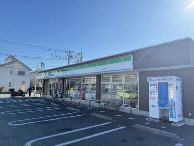 ファミリーマート越谷大林店