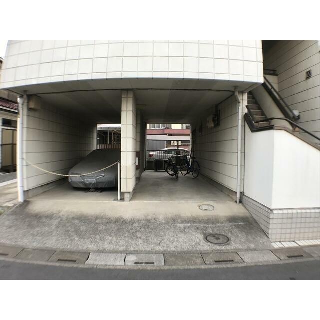 ２０２号室の下（１Ｆ部分）