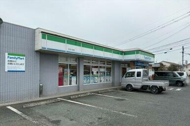 ファミリーマート 玉名六田店