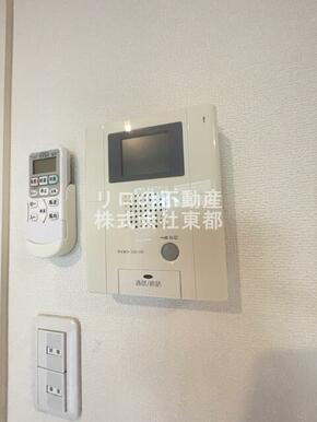 TVモニター付インターホンがあるので訪問者が一目でわかります♪