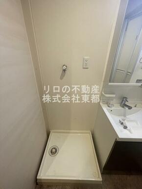 水漏れの心配がない防水パン付きの洗濯機置き場です♪