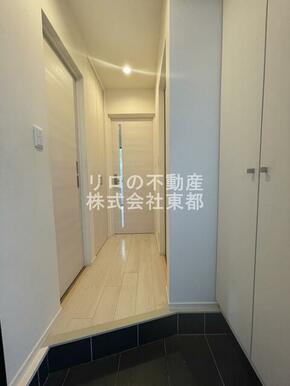 玄関から見たお部屋です☆