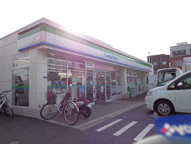 ファミリーマートサンズ三鷹北野店