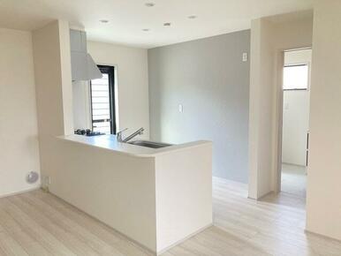 長い時間を過ごすリビングだから自分らしいスタイルを演出したい（1号棟）