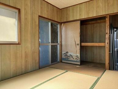 落ち着いた雰囲気の和室6帖