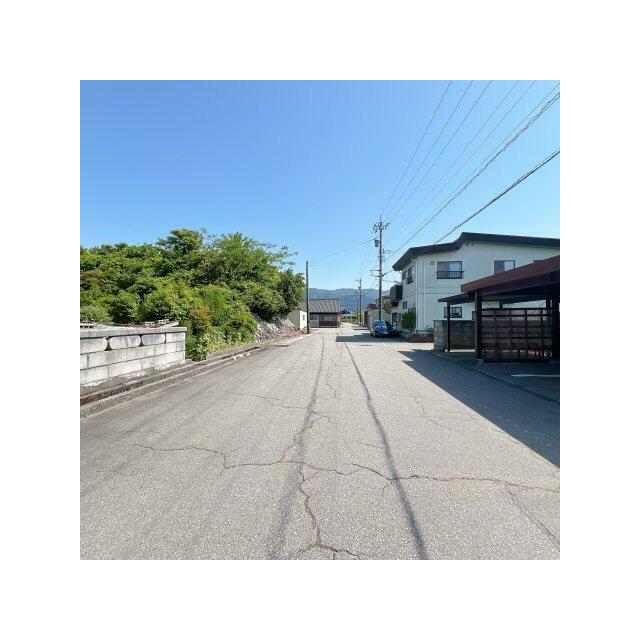 東側道路