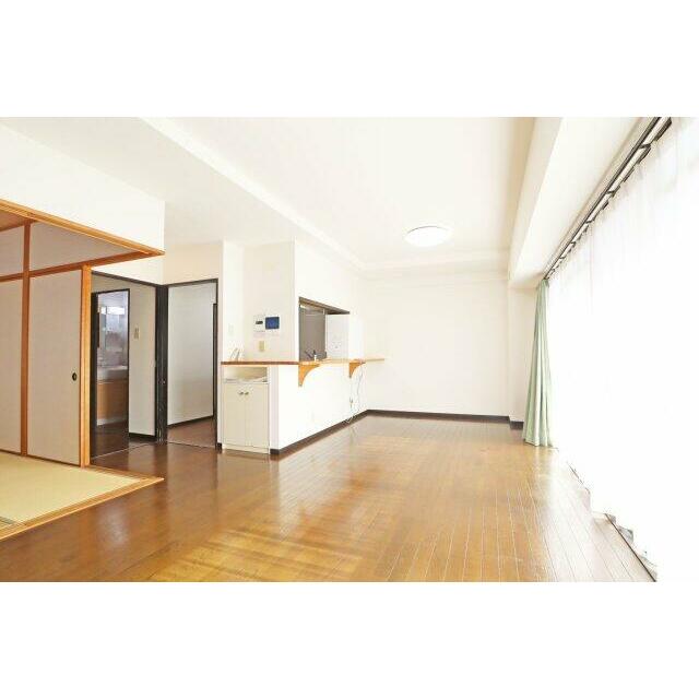 リビングダイニング