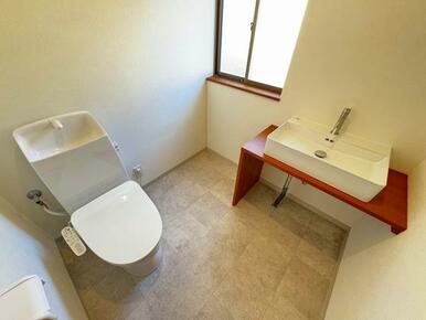 トイレ2