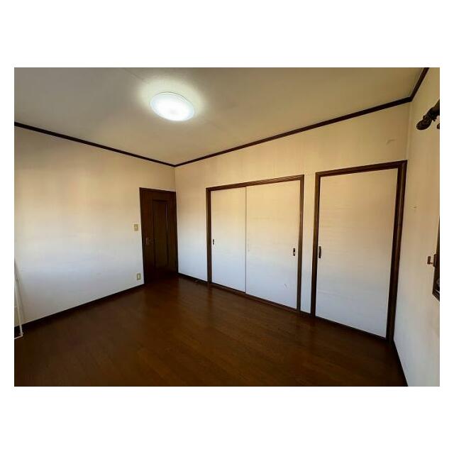 2F北西側洋室　別角度